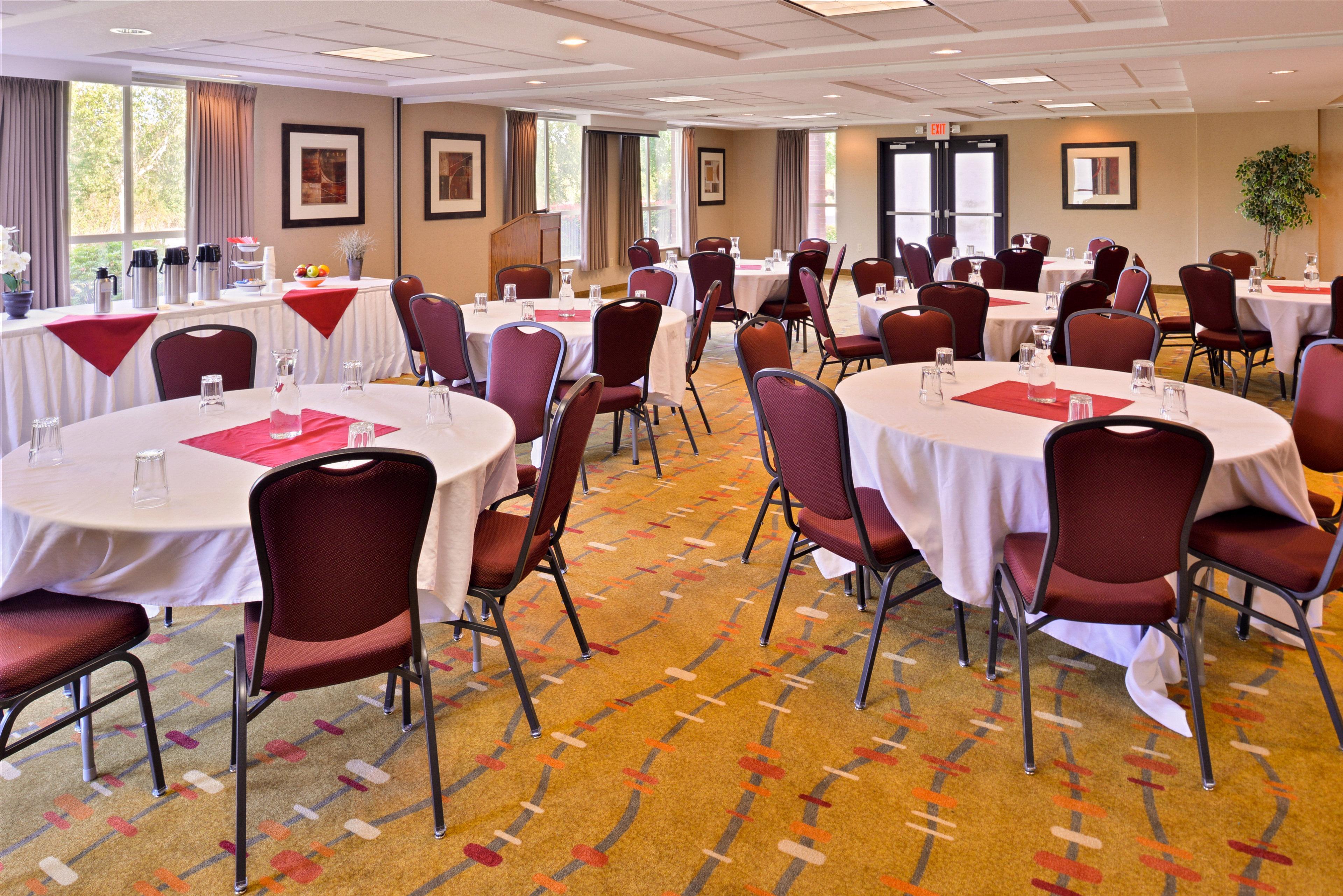 Holiday Inn Express Hotel & Suites Albany By Ihg Luaran gambar