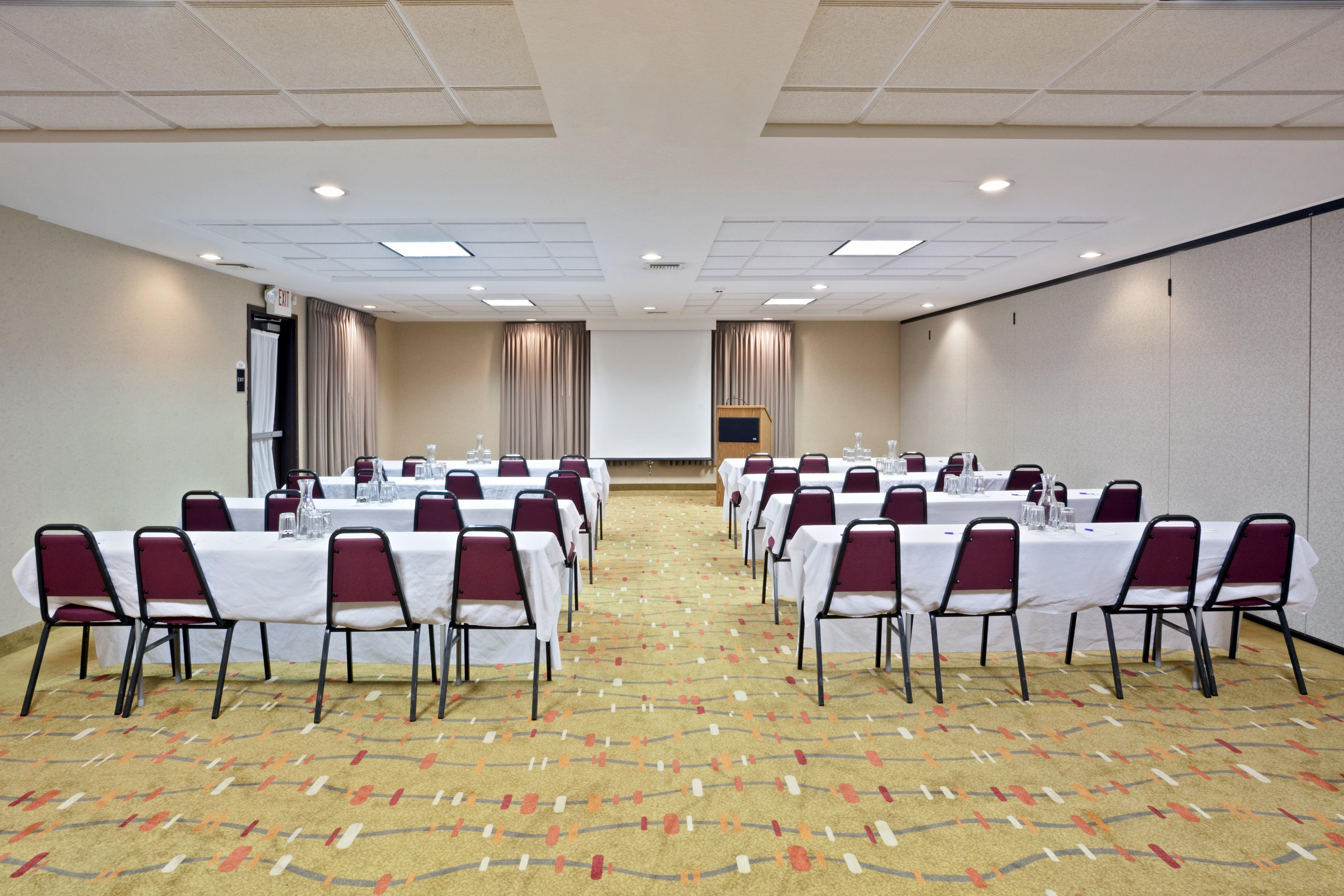 Holiday Inn Express Hotel & Suites Albany By Ihg Luaran gambar